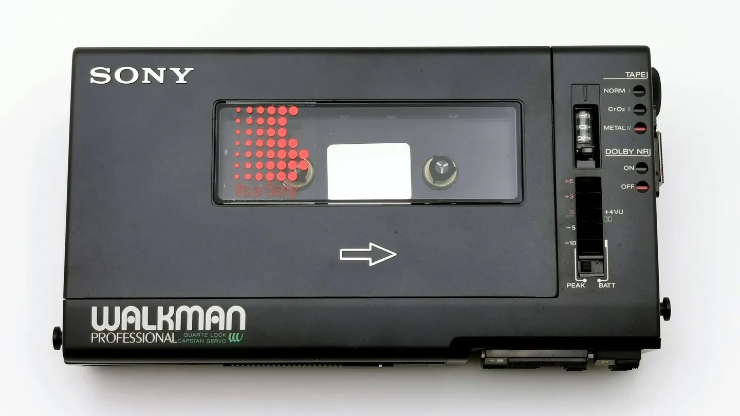 The WM-D6 was part of Sony's "Professional" line of Walkman cassette players