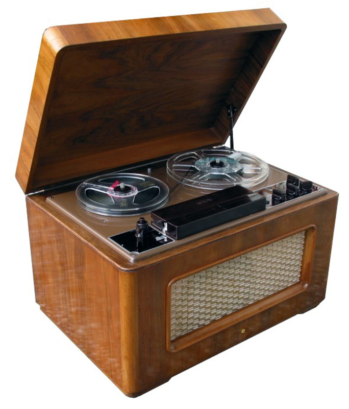 The first "ReVox" tape recorder, the model T26