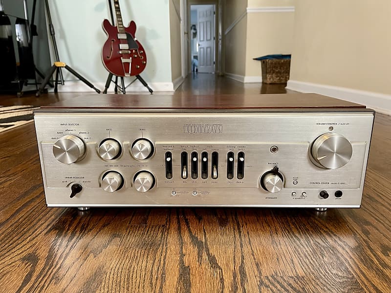 Luxman C-1000 Preamplifier