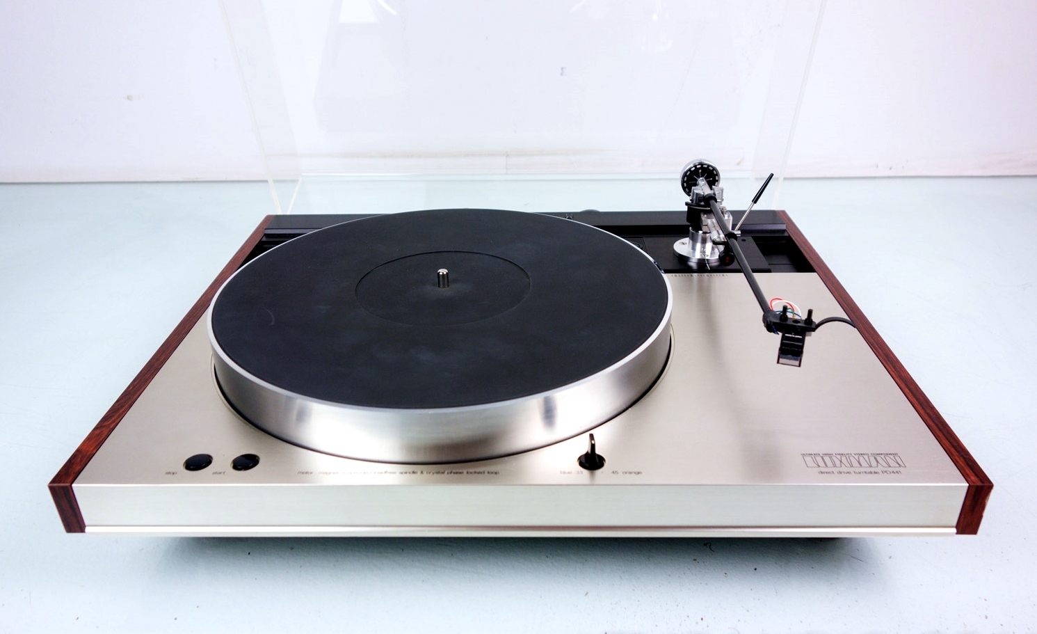 Luxman PD-441 turntable