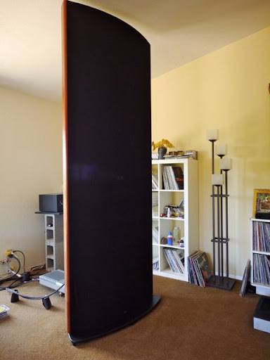 A Sound Lab Majestic 945 speaker