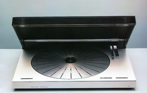 Bang & Olufsen's Beogram 5500 turntable
