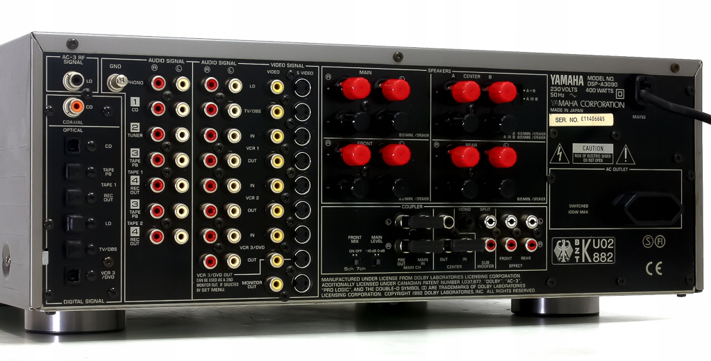 The rear panel of the Yamaha DSP-A3090 was packed with connectivity options, making it a great amplifier for a home theatre system