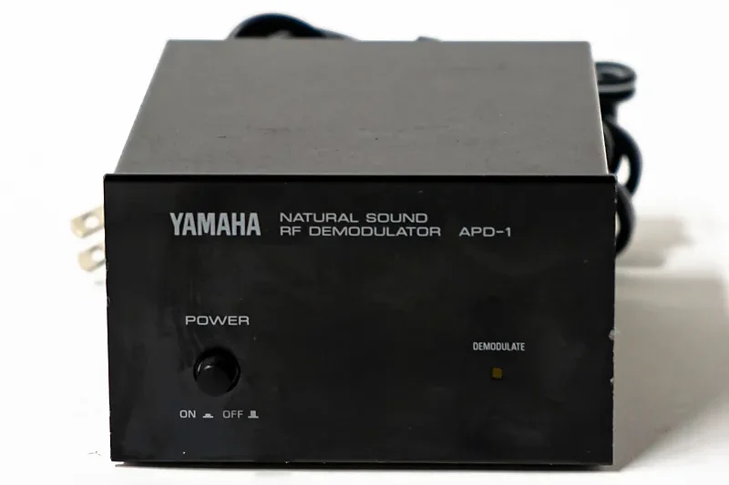 Yamaha APD-1 RF Demodulator was used to connect a LaserDisc player to an amplifier with Dolby AC-3