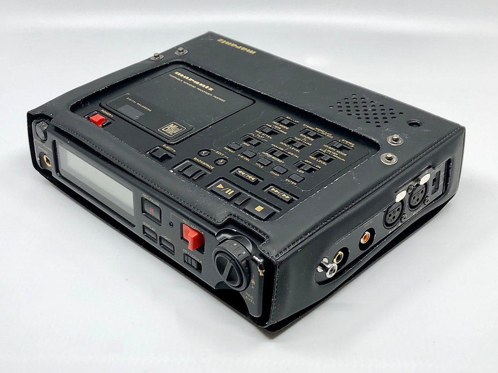 Marantz portable professional MiniDisc recorder