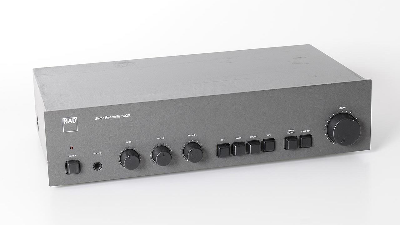 NAD 1020 was the preamplifier-only version of the 3020