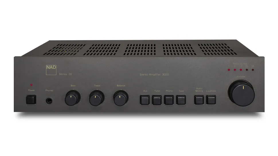 NAD 3020 Amplifier